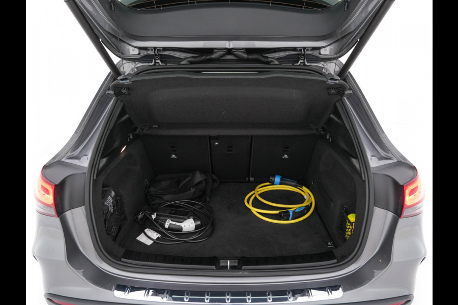 Mercedes-Benz GLA 250 e AMG Limited Business Solution (Plug-In) (INCL-BTW) Aut. *PANO | LEATHER-MICROFIBRE | MEMORY-PACK | WIDESCREEN-COCKPIT | MULTIBEAM-LED | AMBIENTLIGHT | KEYLESS | CAMERA | M-BUX-NAVI | ECC | SHIFTPADDLES | PDC | CRUISE | DAB | HEATED