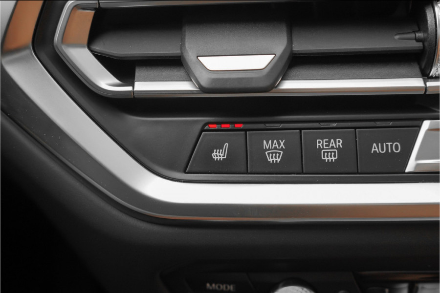 BMW 4 Serie Coupé M440i xDrive High Executive Schuifdak M-Stoel Laser ACC H/K