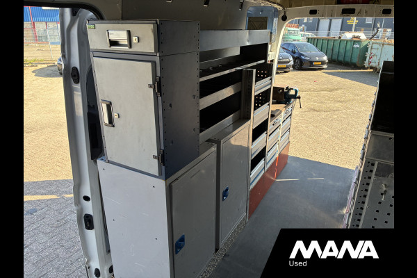 Volkswagen Crafter 50 / 3500kg 2.0 TDI 177PK L4H4 DL Automaat 3,5T trekgewicht WERKPLAATS LED Cruise Navi Trekhaak Voorruitverwarming