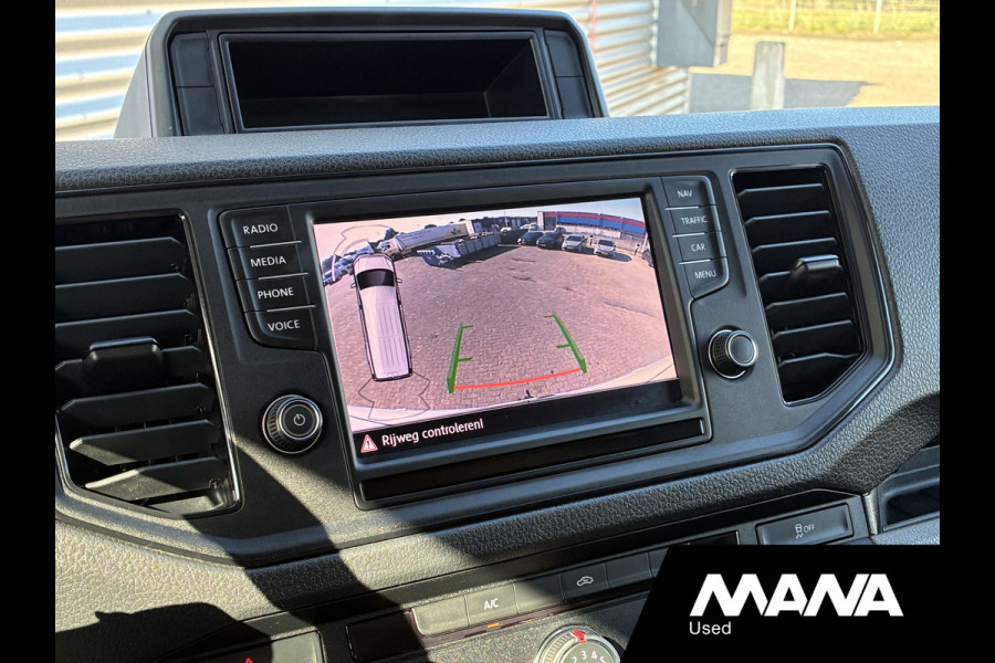 Volkswagen Crafter 50 / 3500kg 2.0 TDI 177PK L4H4 DL Automaat 3,5T trekgewicht WERKPLAATS LED Cruise Navi Trekhaak Voorruitverwarming