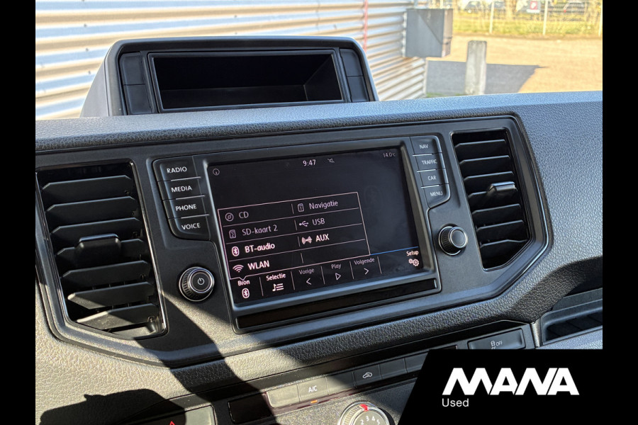 Volkswagen Crafter 50 / 3500kg 2.0 TDI 177PK L4H4 DL Automaat 3,5T trekgewicht WERKPLAATS LED Cruise Navi Trekhaak Voorruitverwarming