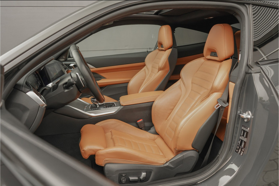 BMW 4 Serie Coupé M440i xDrive High Executive Schuifdak M-Stoel Laser ACC H/K