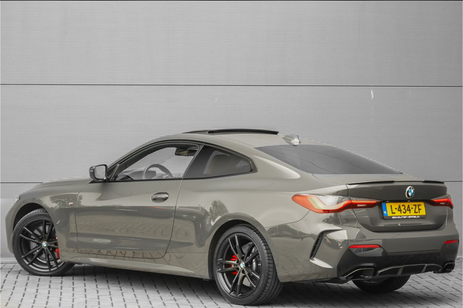 BMW 4 Serie Coupé M440i xDrive High Executive Schuifdak M-Stoel Laser ACC H/K