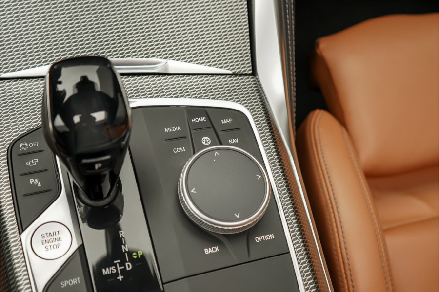 BMW 4 Serie Coupé M440i xDrive High Executive Schuifdak M-Stoel Laser ACC H/K