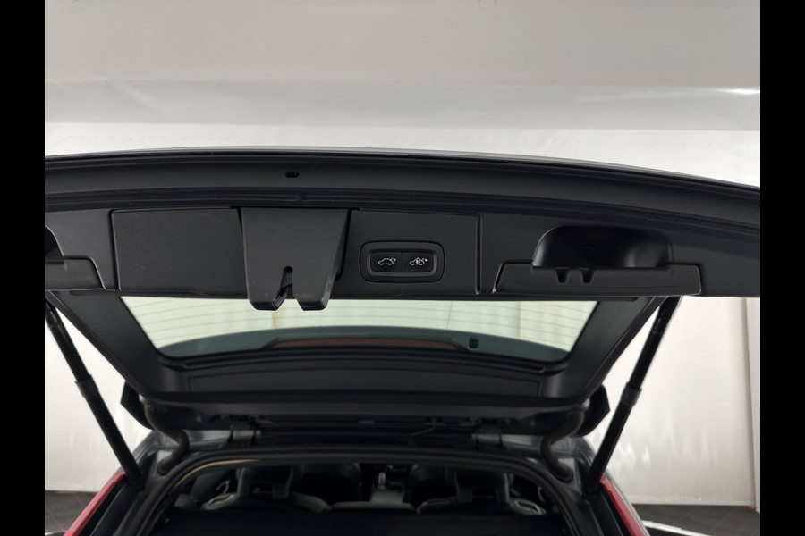 Volvo XC60 2.0 T8 R-Design Twin Engine AWD (Plug-In) (INCL-BTW) *PANO | LEATHER-MICROFIBRE | FULL-LED | KEYLESS | AIR-SUSPENSION | HEATED-SPORTSEATS | DIGI-COCKPIT | CAMERA | NAVI-FULLMAP | ECC | PDC | CRUISE | TOWBAR | 21''ALU*