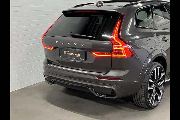 Volvo XC60 2.0 T8 Plug-in hybrid AWD Ultra Dark Luchtvering | Massage | Trekhaak | Stoelventilatie | Open dak | Adapt. Cruise | 360 camera | Head-up | Memory | Stuur-/stoelverwarming
