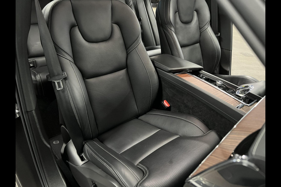 Volvo XC60 2.0 T8 Plug-in hybrid AWD Ultra Dark Luchtvering | Massage | Trekhaak | Stoelventilatie | Open dak | Adapt. Cruise | 360 camera | Head-up | Memory | Stuur-/stoelverwarming