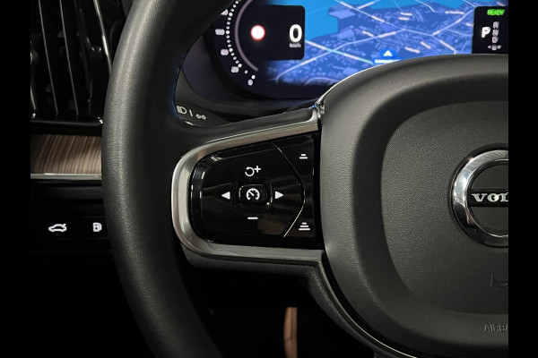 Volvo XC60 2.0 T8 Plug-in hybrid AWD Ultra Dark Luchtvering | Massage | Trekhaak | Stoelventilatie | Open dak | Adapt. Cruise | 360 camera | Head-up | Memory | Stuur-/stoelverwarming
