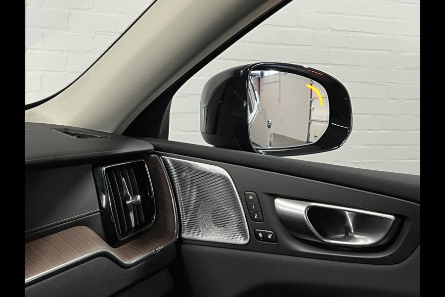 Volvo XC60 2.0 T8 Plug-in hybrid AWD Ultra Dark Luchtvering | Massage | Trekhaak | Stoelventilatie | Open dak | Adapt. Cruise | 360 camera | Head-up | Memory | Stuur-/stoelverwarming