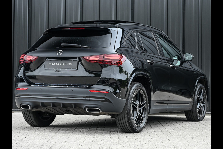 Mercedes-Benz GLA 250 e Business Solution AMG | Panorama dak | Memory seats | Stoelverwarming | Head-up | Camera | Ambiance interieur | Distronic |