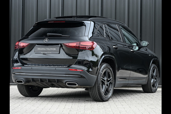 Mercedes-Benz GLA 250 e Business Solution AMG | Panorama dak | Memory seats | Stoelverwarming | Head-up | Camera | Ambiance interieur | Distronic |