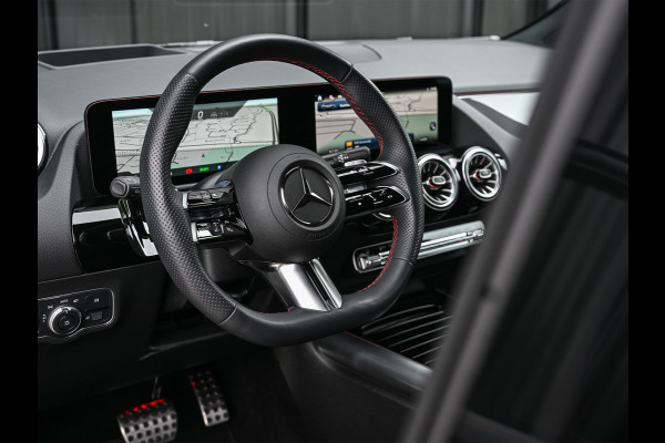 Mercedes-Benz GLA 250 e Business Solution AMG | Panorama dak | Memory seats | Stoelverwarming | Head-up | Camera | Ambiance interieur | Distronic |