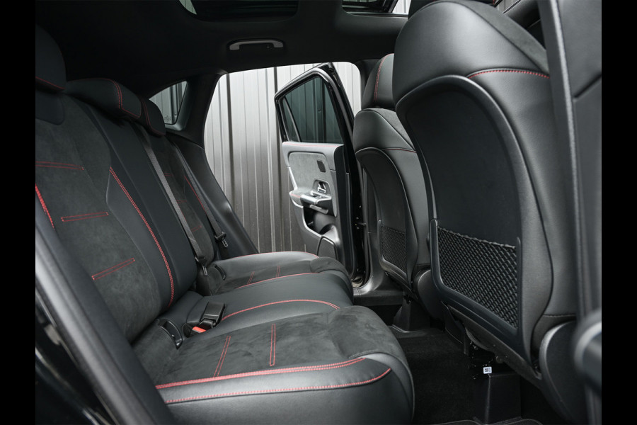 Mercedes-Benz GLA 250 e Business Solution AMG | Panorama dak | Memory seats | Stoelverwarming | Head-up | Camera | Ambiance interieur | Distronic |