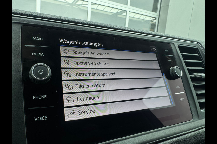 Volkswagen Crafter 35 2.0 TDI L3H3 > BPM Vrij/Trekhaak/parkeersensoren...