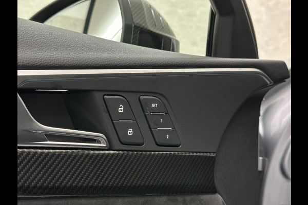 Audi RS4 Avant 2.9 TFSI A4 Quattro | Carbon | Panorama | RS-Dynamic | ACC | 360 Camera | Matrix-LED | Keyless-Entry | Massage | 20 inch | Memory | Black-Optic | 3-Zone Clima | Tour-Pakket | Getint Glas | Sfeerverlichting | Autom. Parkeren | Virtual-Cockpit |