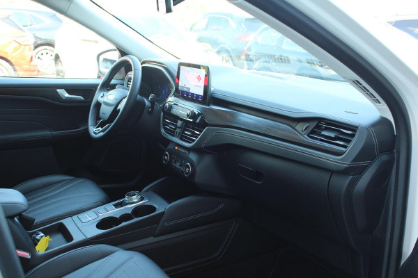Ford Kuga 2.5 PHEV Vignale | Panorama Dak | Adaptive Cruise Control | Winterpack | Full LED | Volledig Lederen Interieur |