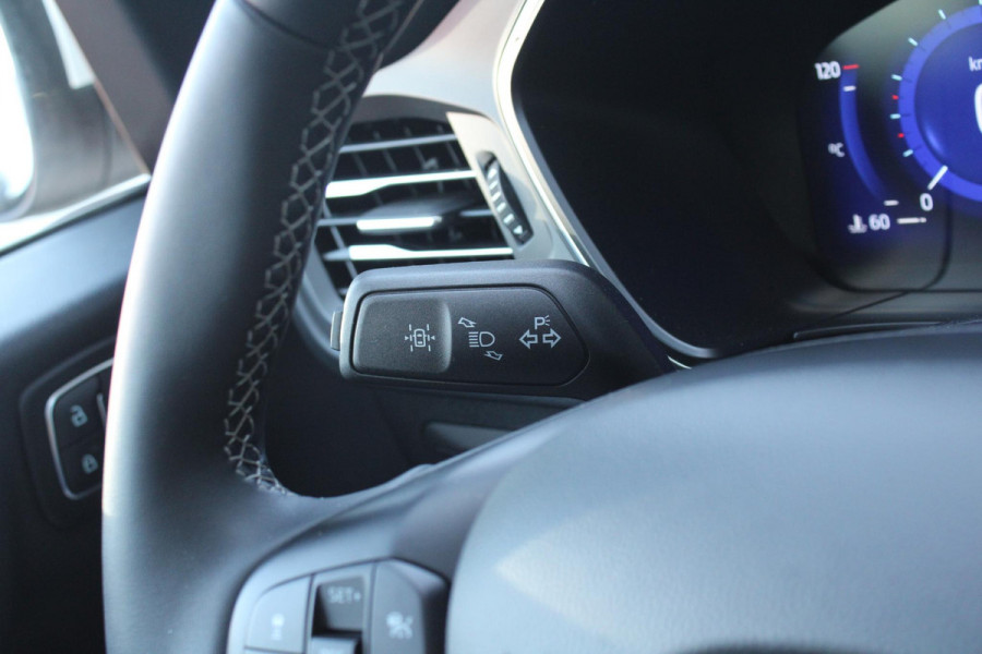Ford Kuga 2.5 PHEV Vignale | Panorama Dak | Adaptive Cruise Control | Winterpack | Full LED | Volledig Lederen Interieur |