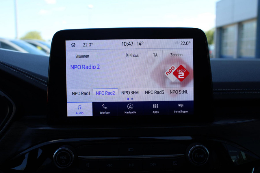 Ford Kuga 2.5 PHEV Vignale | Panorama Dak | Adaptive Cruise Control | Winterpack | Full LED | Volledig Lederen Interieur |