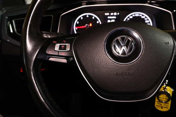 Volkswagen Polo 1.0 TSI Highline R line int. NAVI CLIMA PDC "18
