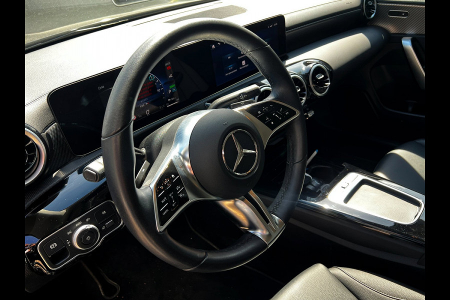 Mercedes-Benz CLA-Klasse 250 e Business Line