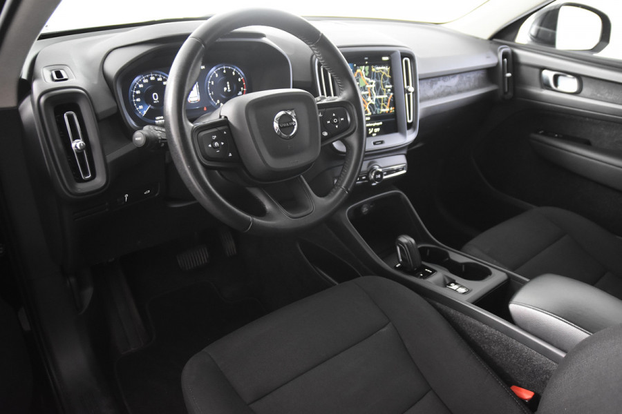 Volvo XC40 1.5 T2 Momentum Core Automaat *1ste Eigenaar*Navigatie*PDC*