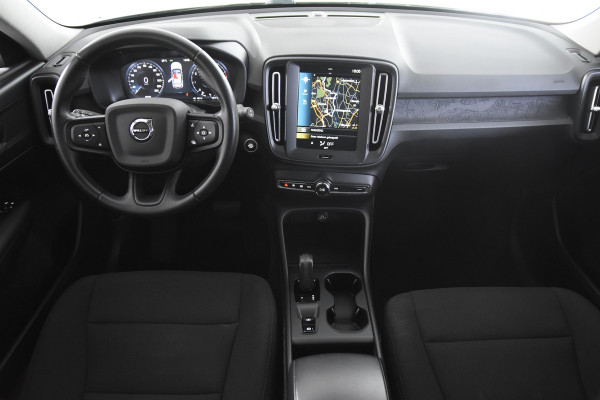 Volvo XC40 1.5 T2 Momentum Core Automaat *1ste Eigenaar*Navigatie*PDC*