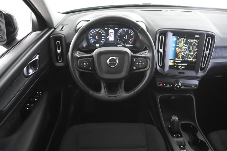 Volvo XC40 1.5 T2 Momentum Core Automaat *1ste Eigenaar*Navigatie*PDC*