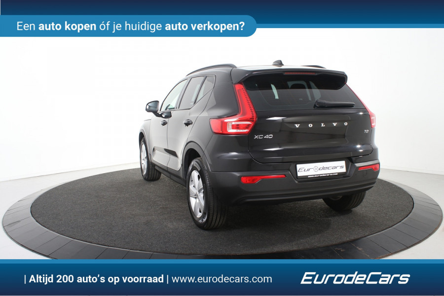 Volvo XC40 1.5 T2 Momentum Core Automaat *1ste Eigenaar*Navigatie*PDC*