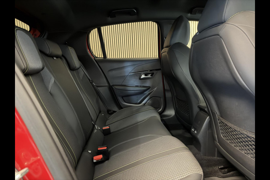 Peugeot 208 1.2 PureTech 130PK Aut. GT-Line | LED | Camera | Navi | Incl. garantie