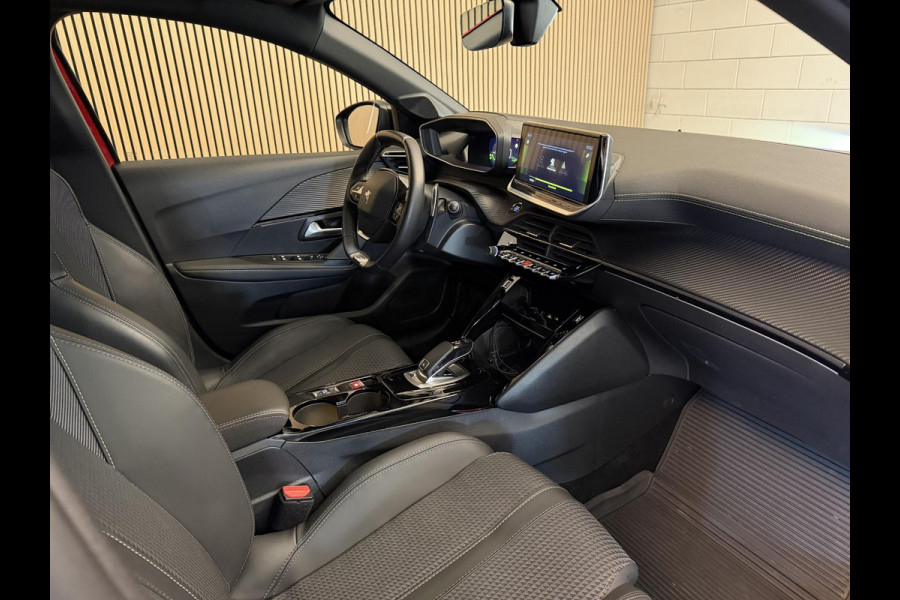 Peugeot 208 1.2 PureTech 130PK Aut. GT-Line | LED | Camera | Navi | Incl. garantie