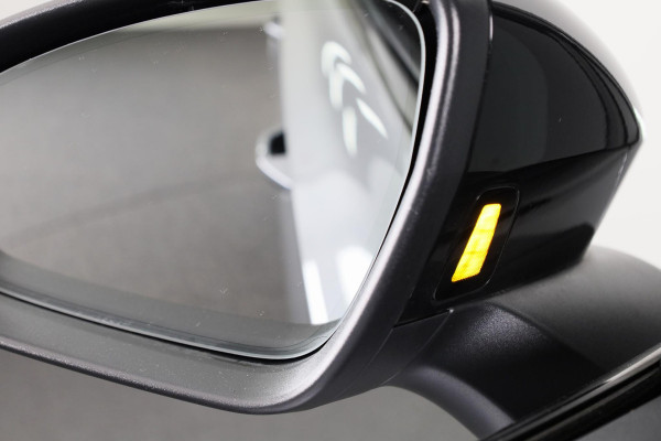 Škoda Enyaq 60 Sportline 180pk| Panoramadak | Business upgrade pakket | 21 inch Lichtmetalen velgen |