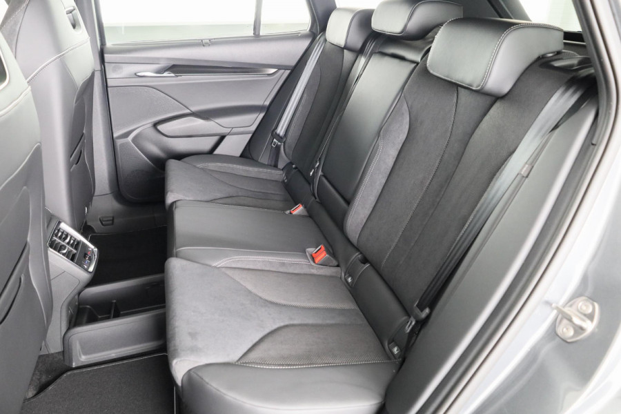 Škoda Enyaq 60 Sportline 180pk| Panoramadak | Business upgrade pakket | 21 inch Lichtmetalen velgen |