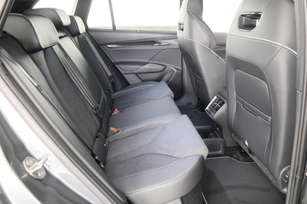 Škoda Enyaq 60 Sportline 180pk| Panoramadak | Business upgrade pakket | 21 inch Lichtmetalen velgen |