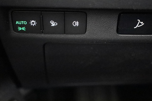 Škoda Enyaq 60 Sportline 180pk| Panoramadak | Business upgrade pakket | 21 inch Lichtmetalen velgen |