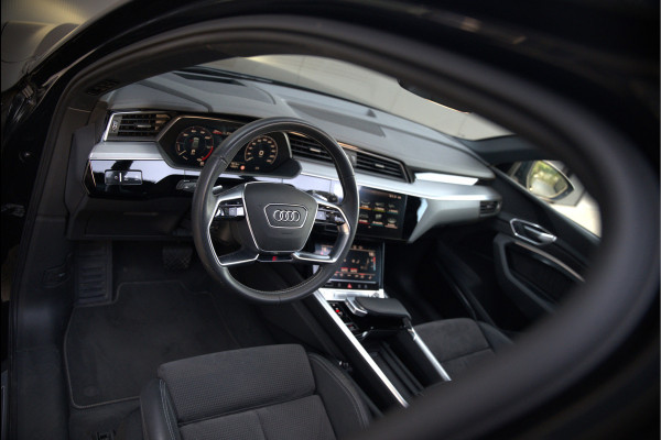Audi e-tron e-tron 50 quattro Launch edition plus 71 kWh S-Line | Panoramadak | Bang & Olufsen | Head-Up Display | Stoelverwarming | Ambiance Verlichting | Adaptive Cruise Control | Memory Seat | Camera |