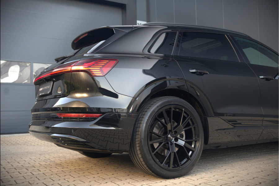Audi e-tron e-tron 50 quattro Launch edition plus 71 kWh S-Line | Panoramadak | Bang & Olufsen | Head-Up Display | Stoelverwarming | Ambiance Verlichting | Adaptive Cruise Control | Memory Seat | Camera |