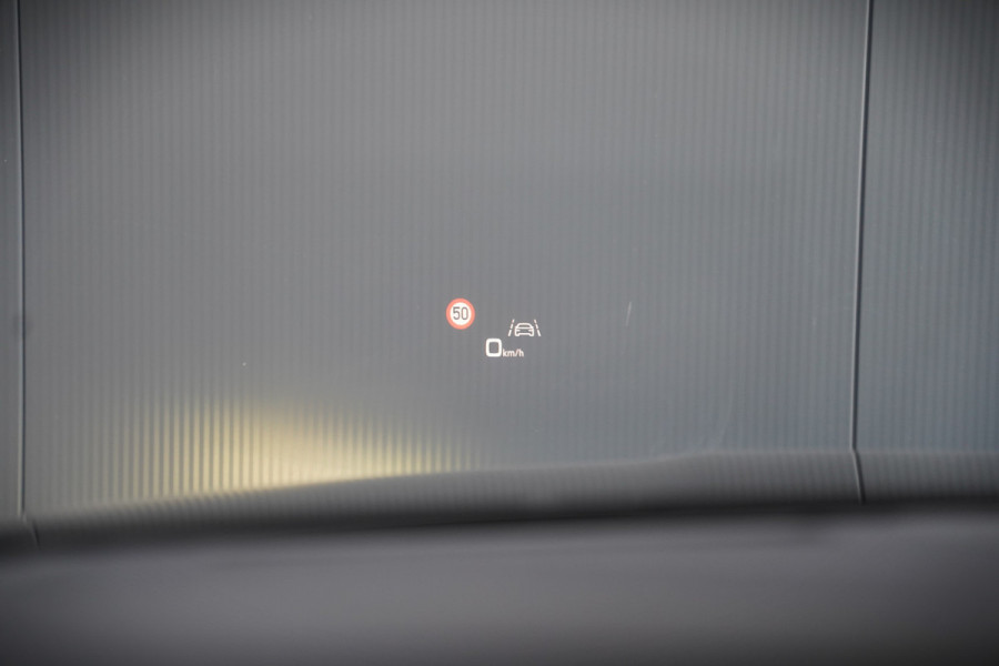 Audi e-tron e-tron 50 quattro Launch edition plus 71 kWh S-Line | Panoramadak | Bang & Olufsen | Head-Up Display | Stoelverwarming | Ambiance Verlichting | Adaptive Cruise Control | Memory Seat | Camera |