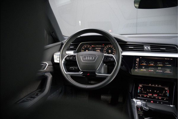 Audi e-tron e-tron 50 quattro Launch edition plus 71 kWh S-Line | Panoramadak | Bang & Olufsen | Head-Up Display | Stoelverwarming | Ambiance Verlichting | Adaptive Cruise Control | Memory Seat | Camera |