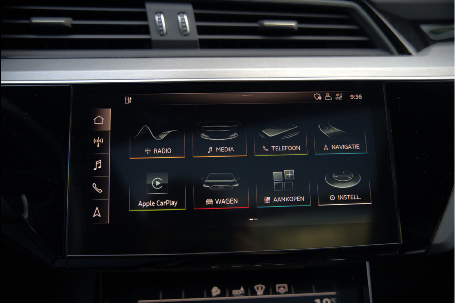 Audi e-tron e-tron 50 quattro Launch edition plus 71 kWh S-Line | Panoramadak | Bang & Olufsen | Head-Up Display | Stoelverwarming | Ambiance Verlichting | Adaptive Cruise Control | Memory Seat | Camera |