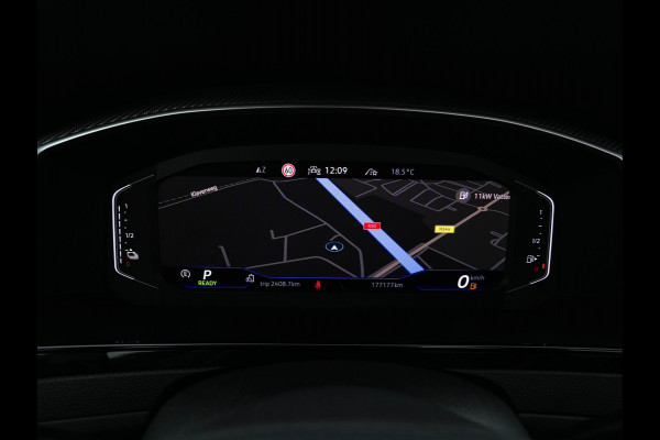 Volkswagen Arteon 1.4 TSI eHybrid R-Line Business+ (Plug-In) (INCL-BTW) *PANO | HEAD-UP | LEATHER-MICROFIBRE | FULL-LED | TOPVIEW | ADAPTIVE-CRUISE | BLINDSPOT | HEATED-SPORTSEATS | KEYLESS | NAVI-FULLMAP | PRIVACYGLASS | SHIFTPADDLES | DIGI-COCKPIT |