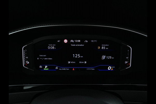 Volkswagen Arteon 1.4 TSI eHybrid R-Line Business+ (Plug-In) (INCL-BTW) *PANO | HEAD-UP | LEATHER-MICROFIBRE | FULL-LED | TOPVIEW | ADAPTIVE-CRUISE | BLINDSPOT | HEATED-SPORTSEATS | KEYLESS | NAVI-FULLMAP | PRIVACYGLASS | SHIFTPADDLES | DIGI-COCKPIT |