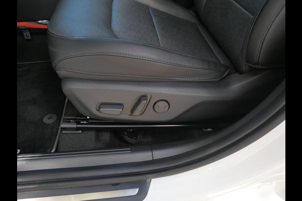 Kia Niro 1.6 GDi Hybrid ExecutiveLine | Harman/Kardon | HUD | Stoel geheugen |