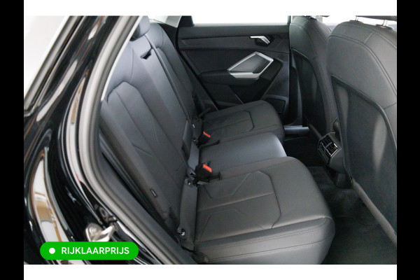 Audi Q3 Sportback 35 TFSI Edition 150 PK | NL Auto | Panoramadak | Leer | 360 camera | El. achterklep Stoelverwarming, Navigatie, App-connect, Lane assist, Cruise, Led verlichting, Regensensor