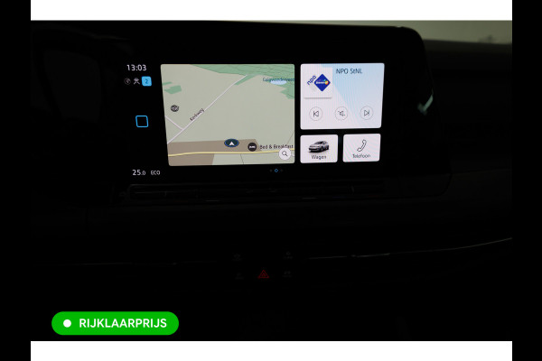 Volkswagen Golf 1.4 eHybrid 204 PK | Camera | Elec. Ergo best. stoel met geheugen en massage | Adap.Cruise, Travelassist, Navigatie, App. connect, IQ Led