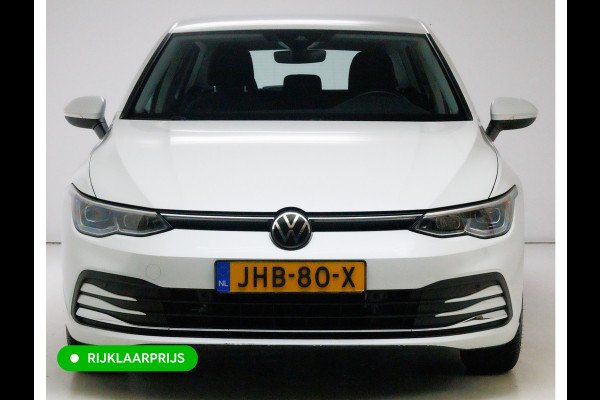 Volkswagen Golf 1.4 eHybrid 204 PK | Camera | Elec. Ergo best. stoel met geheugen en massage | Adap.Cruise, Travelassist, Navigatie, App. connect, IQ Led