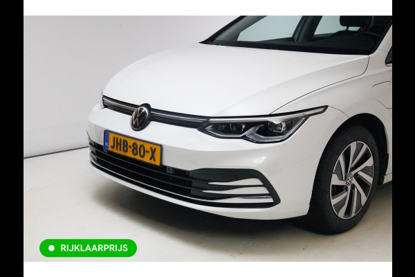 Volkswagen Golf 1.4 eHybrid 204 PK | Camera | Elec. Ergo best. stoel met geheugen en massage | Adap.Cruise, Travelassist, Navigatie, App. connect, IQ Led
