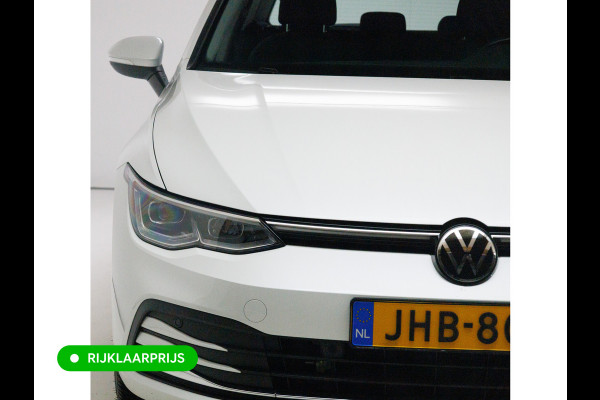 Volkswagen Golf 1.4 eHybrid 204 PK | Camera | Elec. Ergo best. stoel met geheugen en massage | Adap.Cruise, Travelassist, Navigatie, App. connect, IQ Led