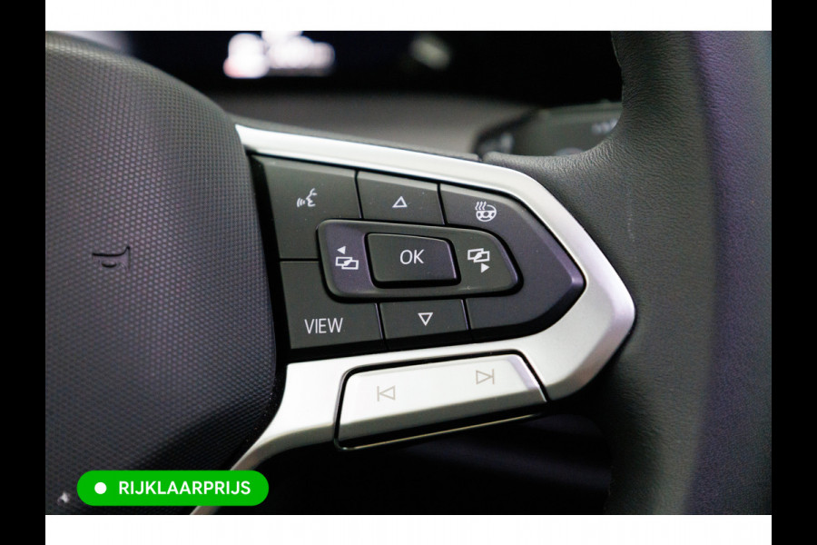 Volkswagen Golf 1.5 TSI Bus. Comf. Ed. 116 PK | Stoel & Stuurverw. | App. connect | Adap. Cruise | Extra getint glas v/a b-stijl | PDC V+ A | Draadloze tel. lader | All season banden