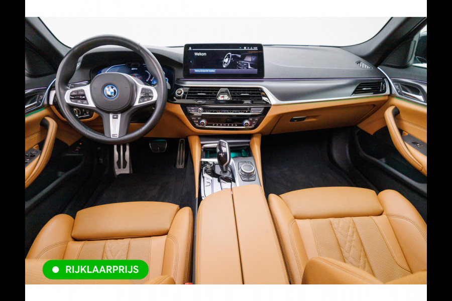 BMW 5 Serie 545e xDrive High Exec. M-sport Black Edition 394 PK automaat | Open Dak | Trekhaak elec. | 360 Camera, Stoel- en stuurverwarming