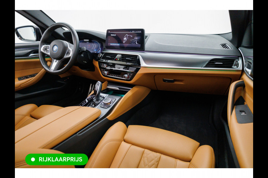 BMW 5 Serie 545e xDrive High Exec. M-sport Black Edition 394 PK automaat | Open Dak | Trekhaak elec. | 360 Camera, Stoel- en stuurverwarming